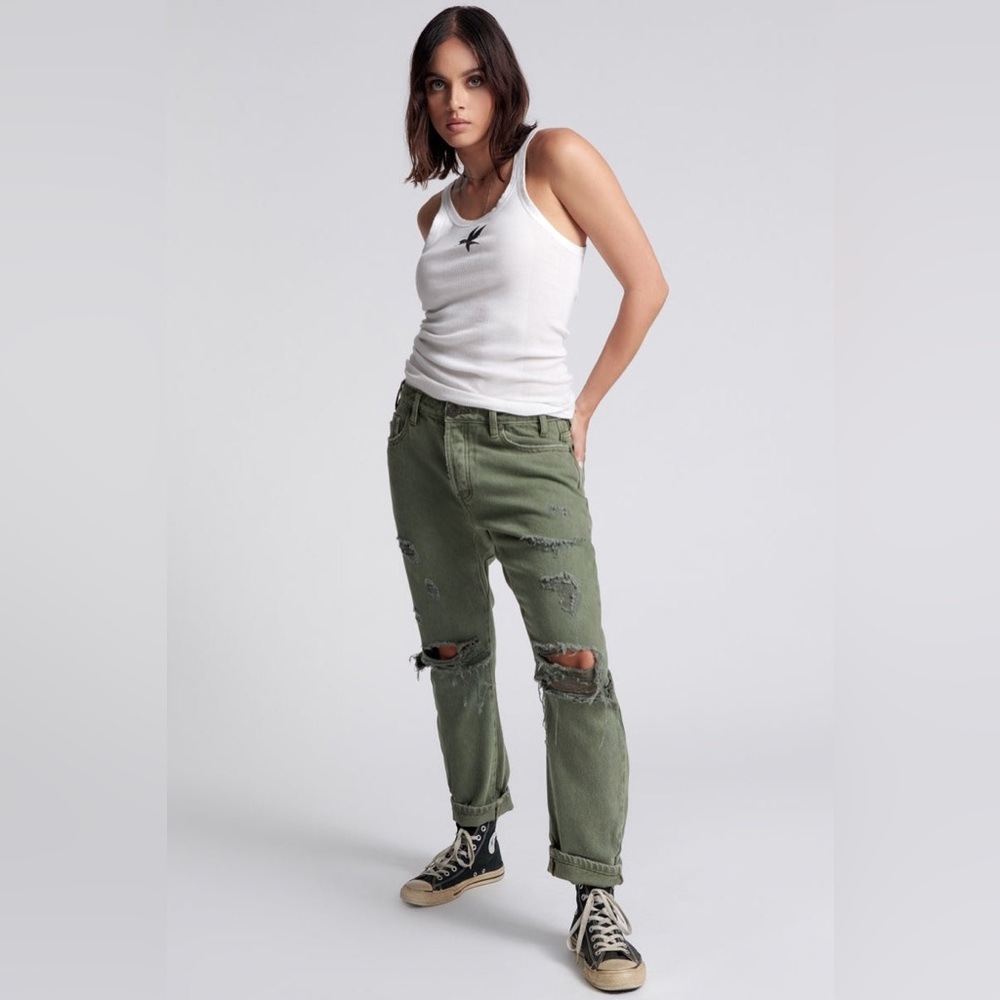 One Teaspoon • messed up Saints Boyfriend Jeans